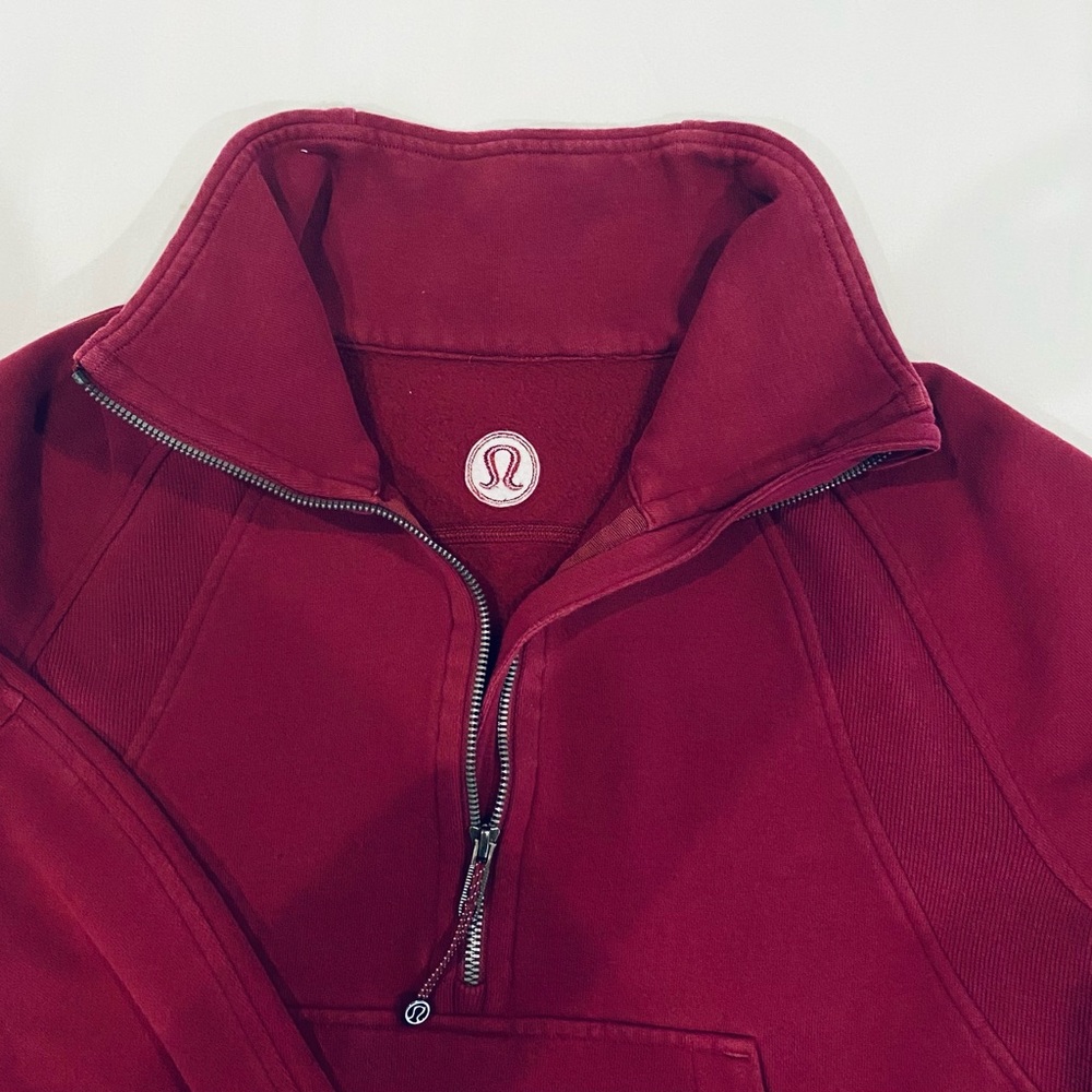 Lululemon Funnel Neck cropped Scuba Red Half-Zip